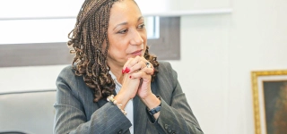 la-ministre-francoise-remarck-felicite-les-miss-ci-sortantes-et-reaffirme-son-soutien-au-comici