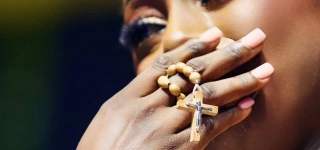 ces-images-exclusives-du-sacre-de-louisette-cadic-nguessan-miss-ci-2026