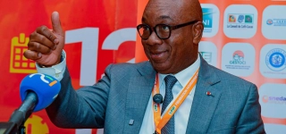 assemblee-generale-elective-de-la-fif-les-temps-forts-de-la-reconduction-de-yacine-idriss-diallo