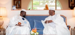 audience-entre-alassane-ouattara-et-mamadi-doumbouya