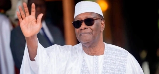 audience-entre-alassane-ouattara-et-mamadi-doumbouya