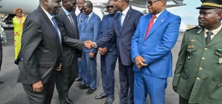 arrivee-du-premier-ministre-du-senegal-ahmadou-al-aminou-lo-en-cote-divoire