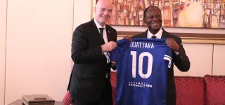 le-chef-de-letat-a-echange-mardi-avec-le-president-de-la-fifa-et-le-president-de-la-caf