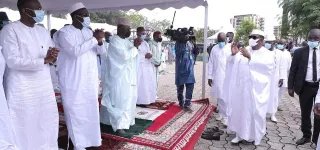 ramadan-a-la-grande-mosquee-de-la-riviera-2-en-presence-du-chef-de-letat