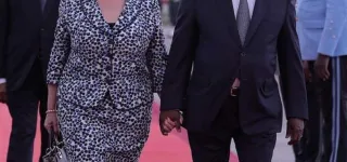 le-president-de-la-republique-de-retour-a-abidjan-apres-le-sommet-de-la-cedeao-a-accra-et-un-sejour-en-france