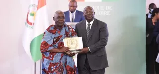journee-de-lexcellence-le-president-de-la-republique-alassane-ouattara-a-preside-la-13-e-edition-au-palais-presidentiel-au-plateau