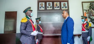 primature-le-portrait-dhamed-bakayoko-rejoint-la-gallerie