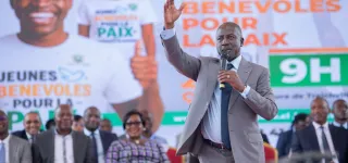 ceremonie-de-mise-en-mission-des-jeunes-benevoles-pour-la-paix