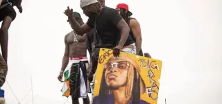 retour-en-images-sur-le-tournage-du-clip-de-himra-a-yopougon