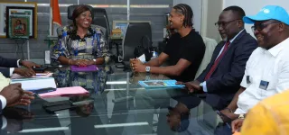 abobo-la-fondation-sebastien-haller-et-lunicef-sensibilisent-les-familles-a-limportance-de-proteger-chaque-enfant-grace-a-la-vaccination