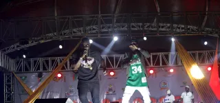 snac-8-une-apotheose-rythmee-par-un-defile-de-mode-et-un-concert-geant-gratuit