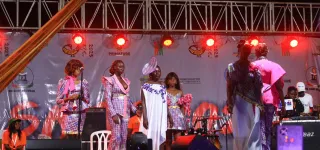 snac-8-une-apotheose-rythmee-par-un-defile-de-mode-et-un-concert-geant-gratuit