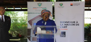 souffle-lexposition-inaugurale-qui-amorce-louverture-officielle-de-la-maison-de-lart-de-grand-bassam