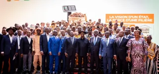 la-ceremonie-douverture-officielle-de-la-campagne-de-commercialisation-du-cafe-cacao-2025-presidee-par-le-chef-de-letat-a-preside