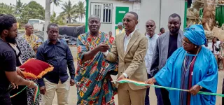 lexposition-resilience-de-yeanzi-toujours-dactualite-a-la-maison-de-lart-de-grand-bassam-jusquau-18-novembre-2025