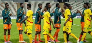 tournoi-qualificatif-de-la-can-u17-2026-ufoa-b-2025-les-elephanteaux-sacres-champions