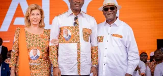 les-images-exclusives-du-lancement-de-campagne-dalassane-ouattara
