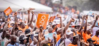 les-images-exclusives-du-lancement-de-campagne-dalassane-ouattara