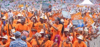 meeting-du-candidat-alassane-ouattara-au-stade-felix-houphouet-boigny