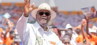 meeting-du-candidat-alassane-ouattara-au-stade-felix-houphouet-boigny