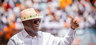 meeting-du-candidat-alassane-ouattara-au-stade-felix-houphouet-boigny