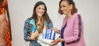 la-ministre-francaise-eleonore-caroit-et-lambassadeur-de-france-en-cote-divoire-decouvrent-la-nouvelle-museographie