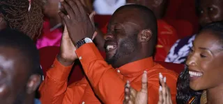 le-maquis-restaurant-chez-akouba-parle-mal-de-le-magnific-officiellement-ouvert