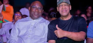 espoir-offre-un-veritable-recital-zougloutique-au-palais