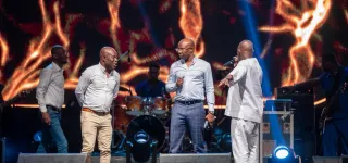 espoir-offre-un-veritable-recital-zougloutique-au-palais