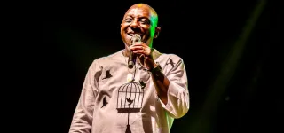 espoir-offre-un-veritable-recital-zougloutique-au-palais