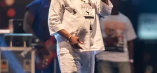 espoir-offre-un-veritable-recital-zougloutique-au-palais