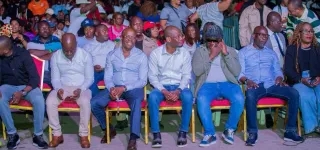 espoir-offre-un-veritable-recital-zougloutique-au-palais