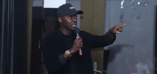 la-ministre-francoise-remarck-a-presente-larrete-determinant-le-regime-juridique-des-entrepreneurs-de-spectacles-vivants-sur-le-territoire-national