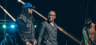 avant-son-zenith-didi-b-offre-un-concert-prive-a-ses-fans-dabidjan