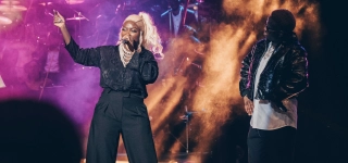 avant-son-zenith-didi-b-offre-un-concert-prive-a-ses-fans-dabidjan