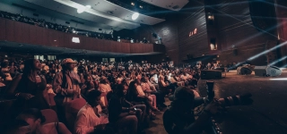 avant-son-zenith-didi-b-offre-un-concert-prive-a-ses-fans-dabidjan