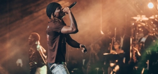 avant-son-zenith-didi-b-offre-un-concert-prive-a-ses-fans-dabidjan