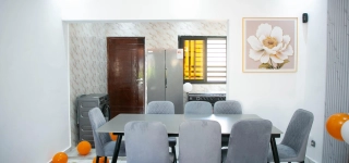 incursion-dans-la-nouvelle-maison-de-fortune-akakpo