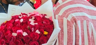 les-images-fortes-de-la-demande-en-mariage-de-serey-die-a-josey