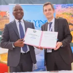 revolutionner-la-logistique-pour-un-developpement-durable-par-amadou-kone-ministre-des-transports-de-la-cote-divoire-et-sebastien-bougon-president-de-flying-whales